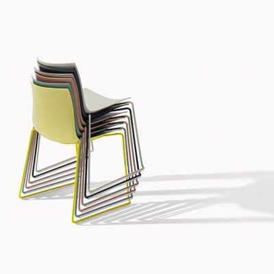 5136_n_arper_catifa46_chair_sled_marcocovi_polypropylene_0278_2